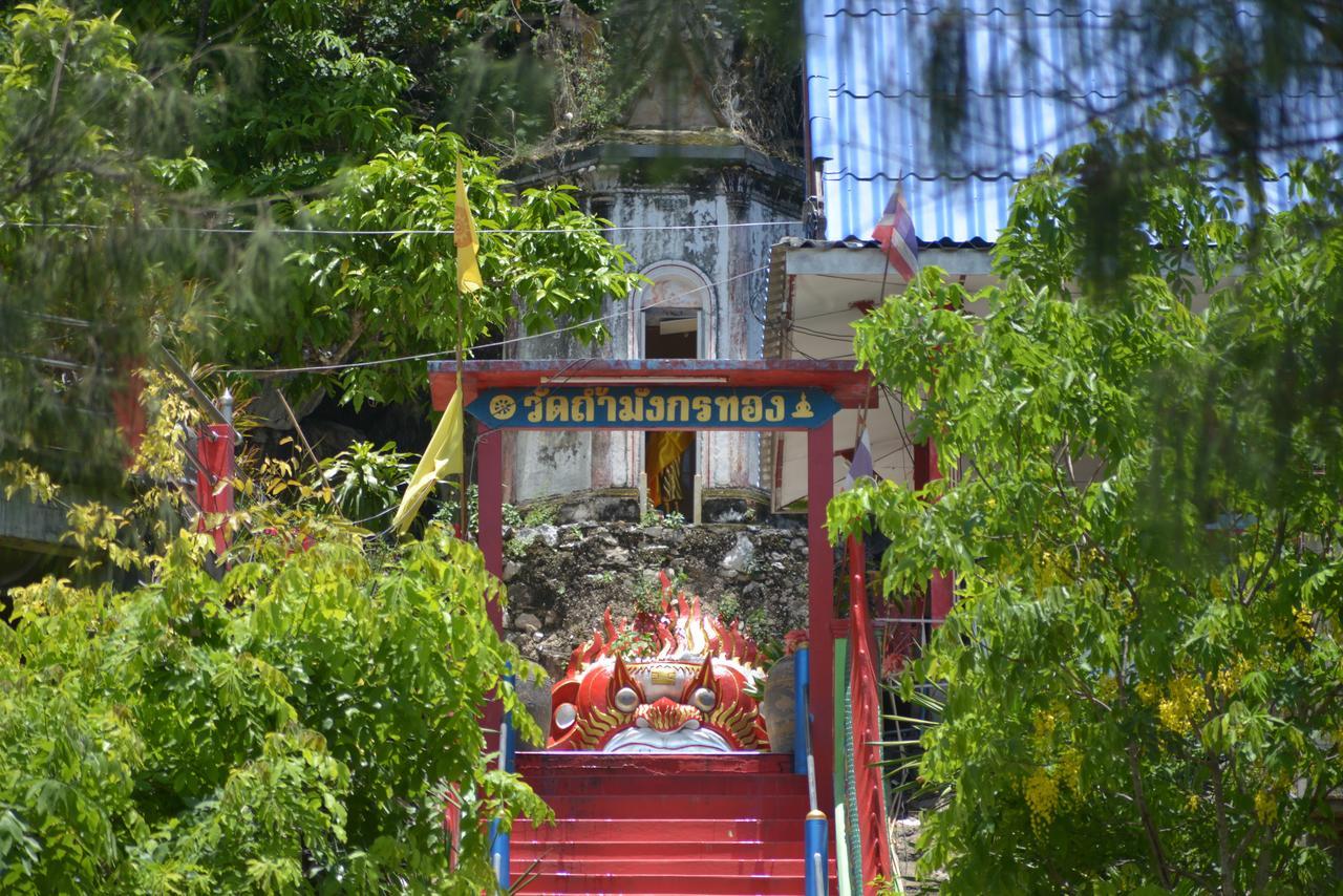 Hostel Bankaikow Kanchanaburi Exteriér fotografie